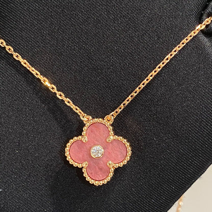 [LORA]CLOVER 15MM DIAMOND RHODONITE NECKLACE