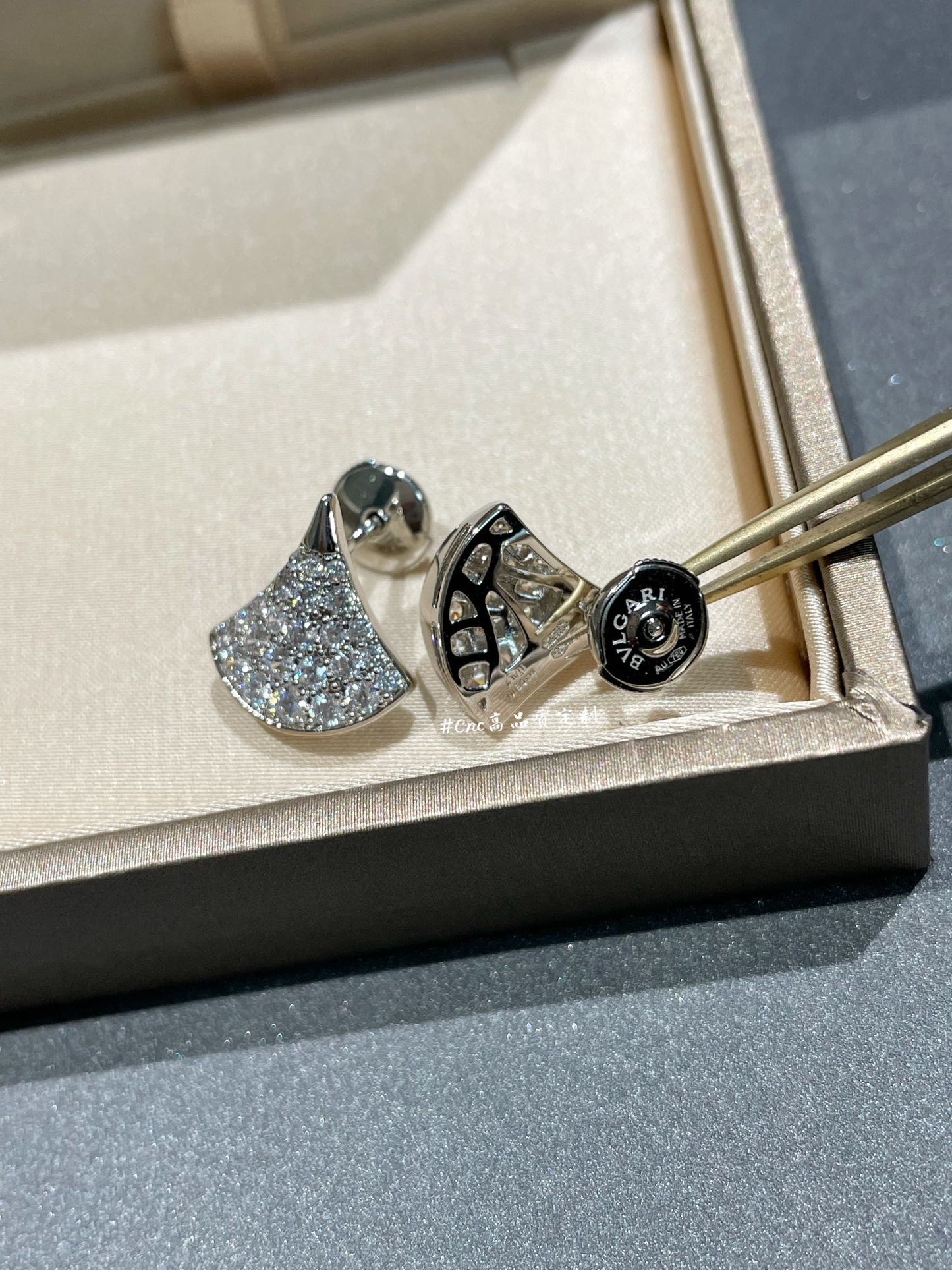 [LORA]DREAM STUD EARRINGS DIAMOND