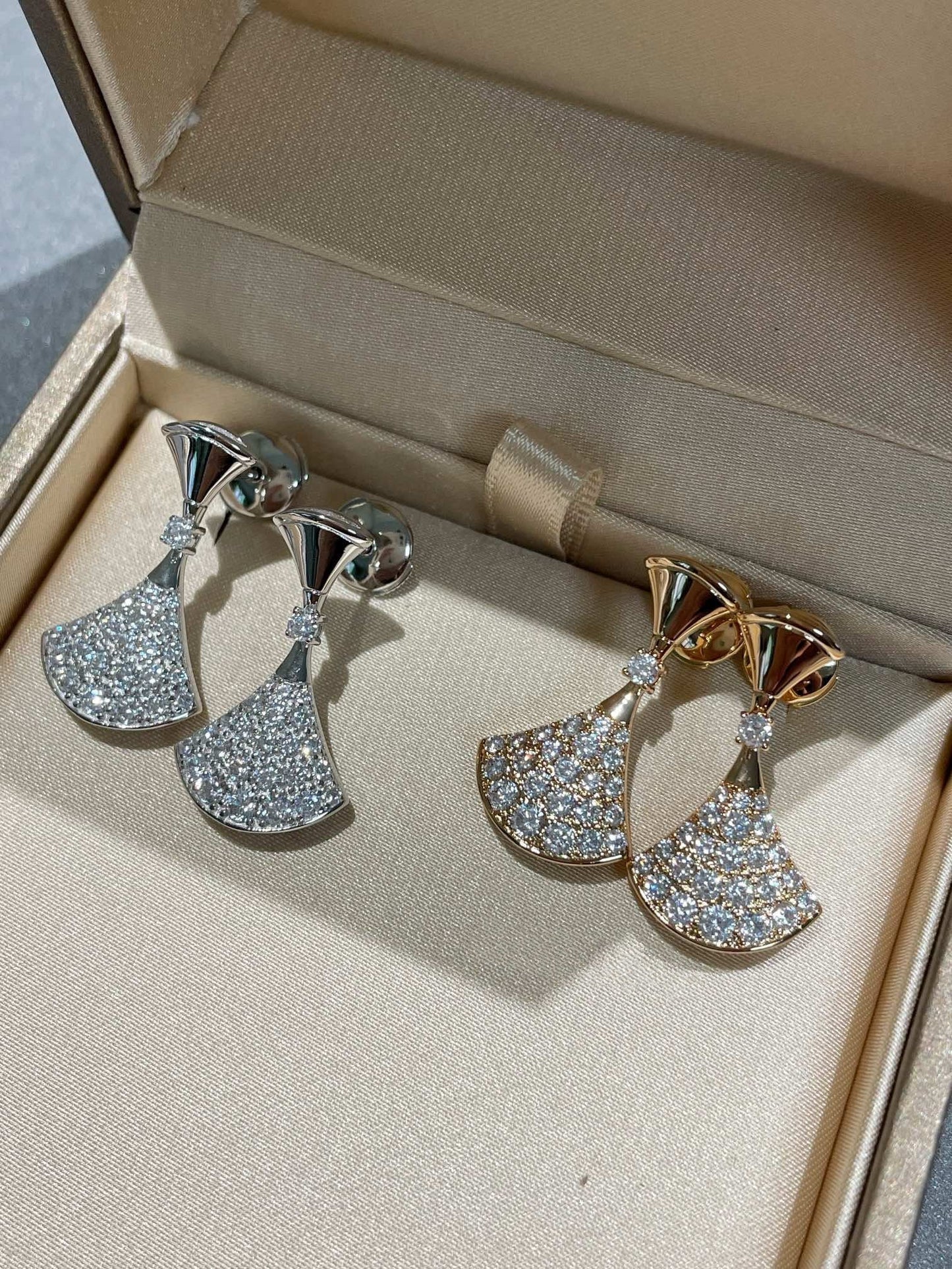 [LORA]DREAM EARRINGS DIAMOND