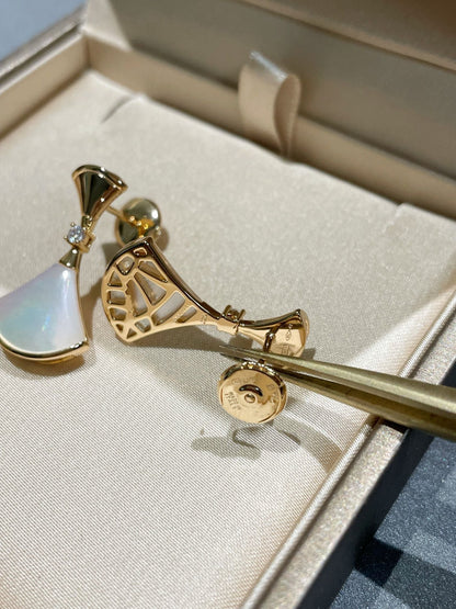 [LORA]DREAM MOP 1 DIAMOND EARRINGS