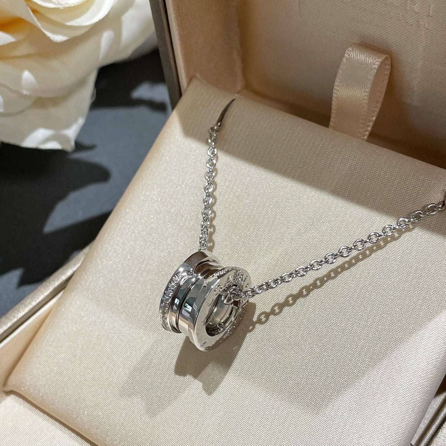 [LORA]ZERO 1 NECKLACE DIAMOND