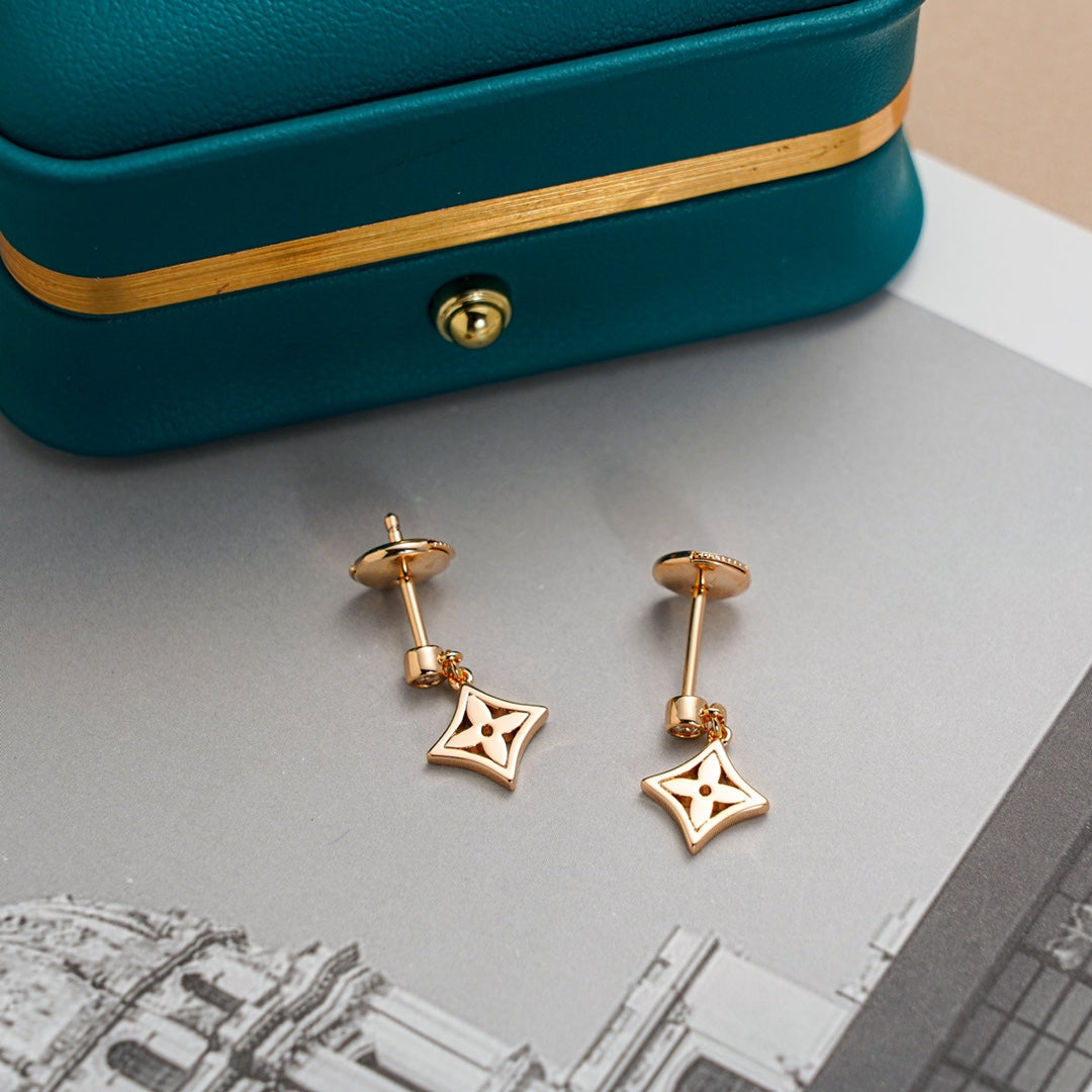 [LORA]STAR EARRINGS GOLD