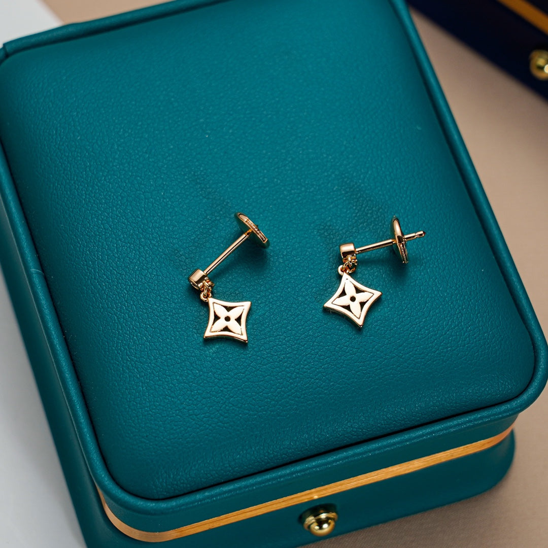 [LORA]STAR EARRINGS GOLD