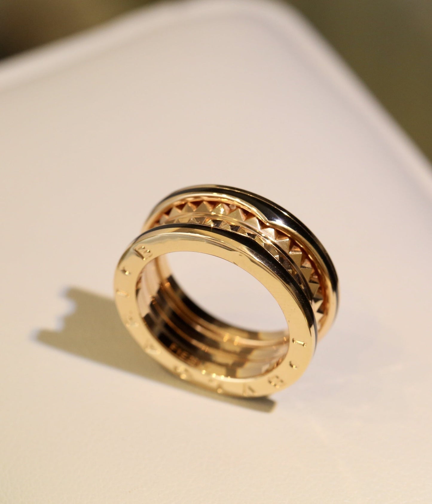 [LORA]ZERO 1 PINK GOLD BLACK CERAMIC RING
