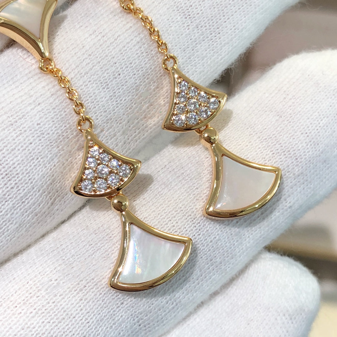 [LORA]DREAM EARRINGS 3 MOTIFS DIAMOND MOP PINK GOLD