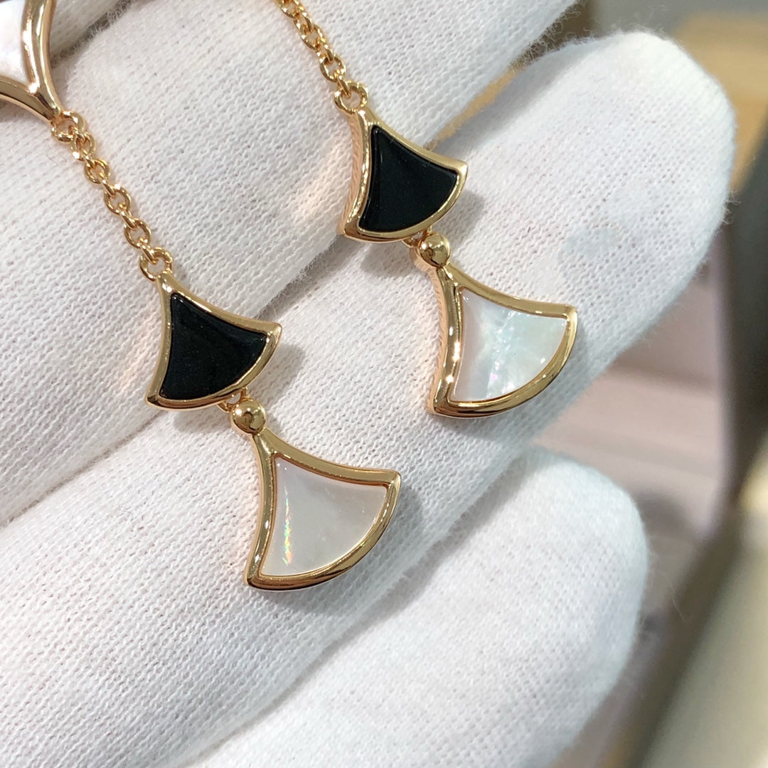 [LORA]DREAM EARRINGS 3 MOTIFS ONYX MOP PINK GOLD