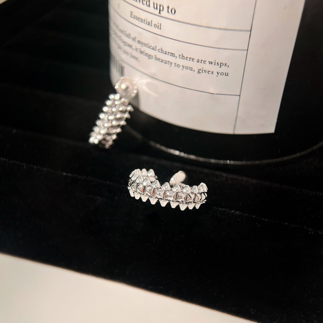 [LORA]CLASH EARRINGS