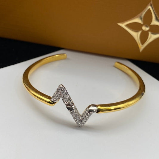 [LORA]VOLTE UPSITE DOWN DIAMOND GOLD OPEN BRACELET
