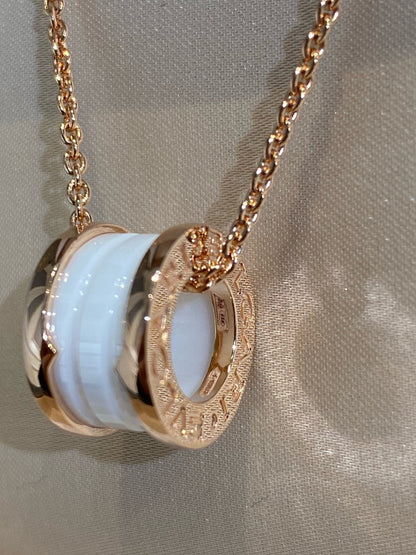 [LORA]ZERO 1 WHITE CERAMIC PINK GOLD NECKLACE