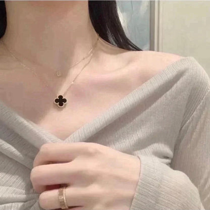 [LORA]CLOVER 15MM BLACK ONYX SINGLE FLOWER NECKLACE