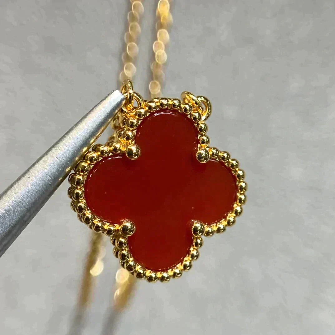 [LORA]CLOVER 15MM CARNELIAN SINGLE FLOWER NECKLACE