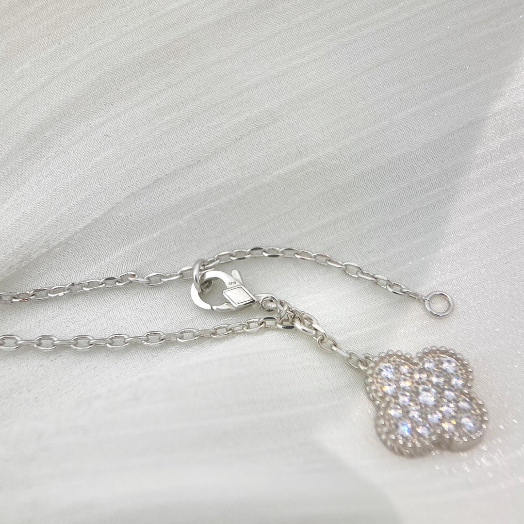 [Lora]CLOVER 5 MOTIFS SILVER DIAMONDS NECKLACE