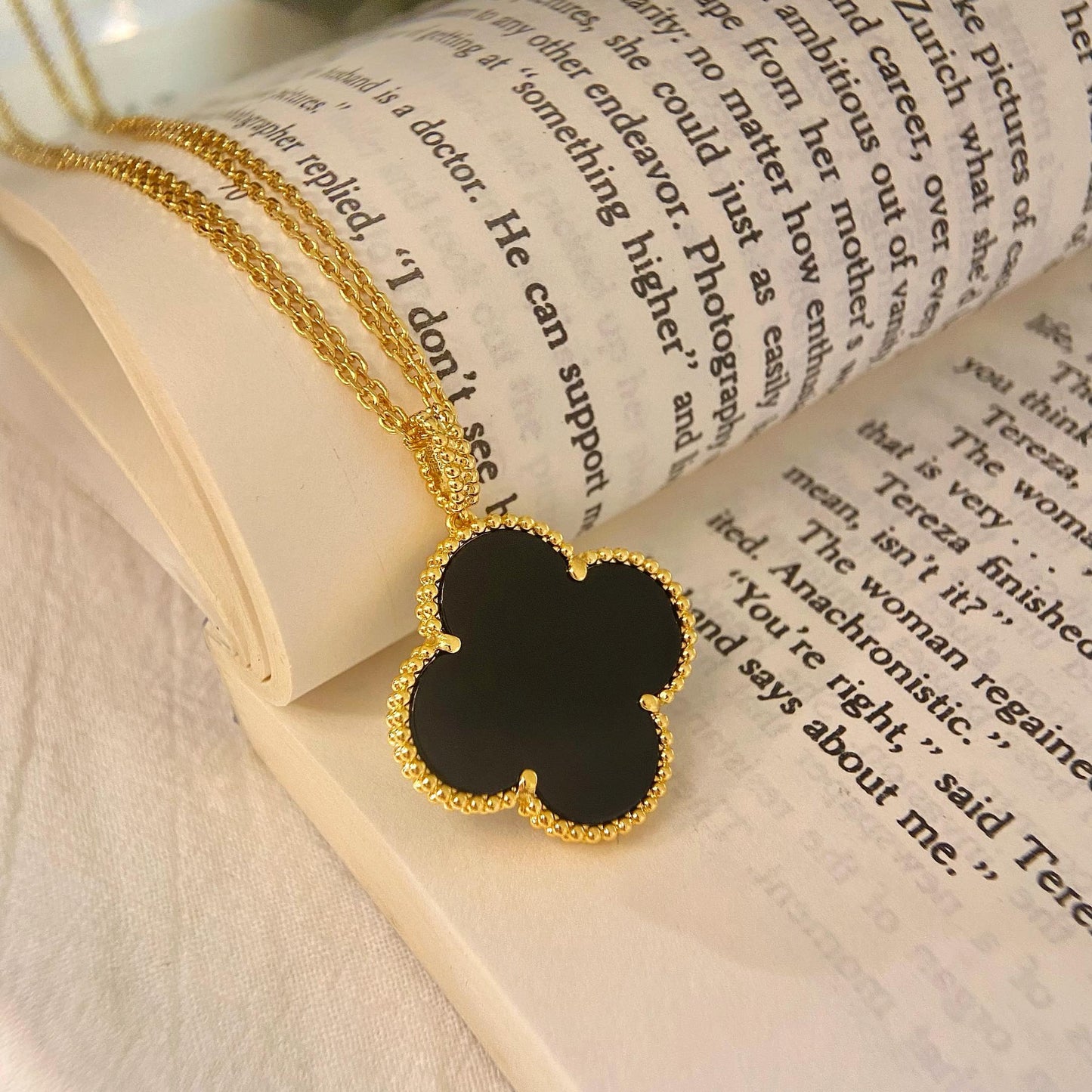 [Lora]CLOVER 25MM NECKLACE GOLD ONYX