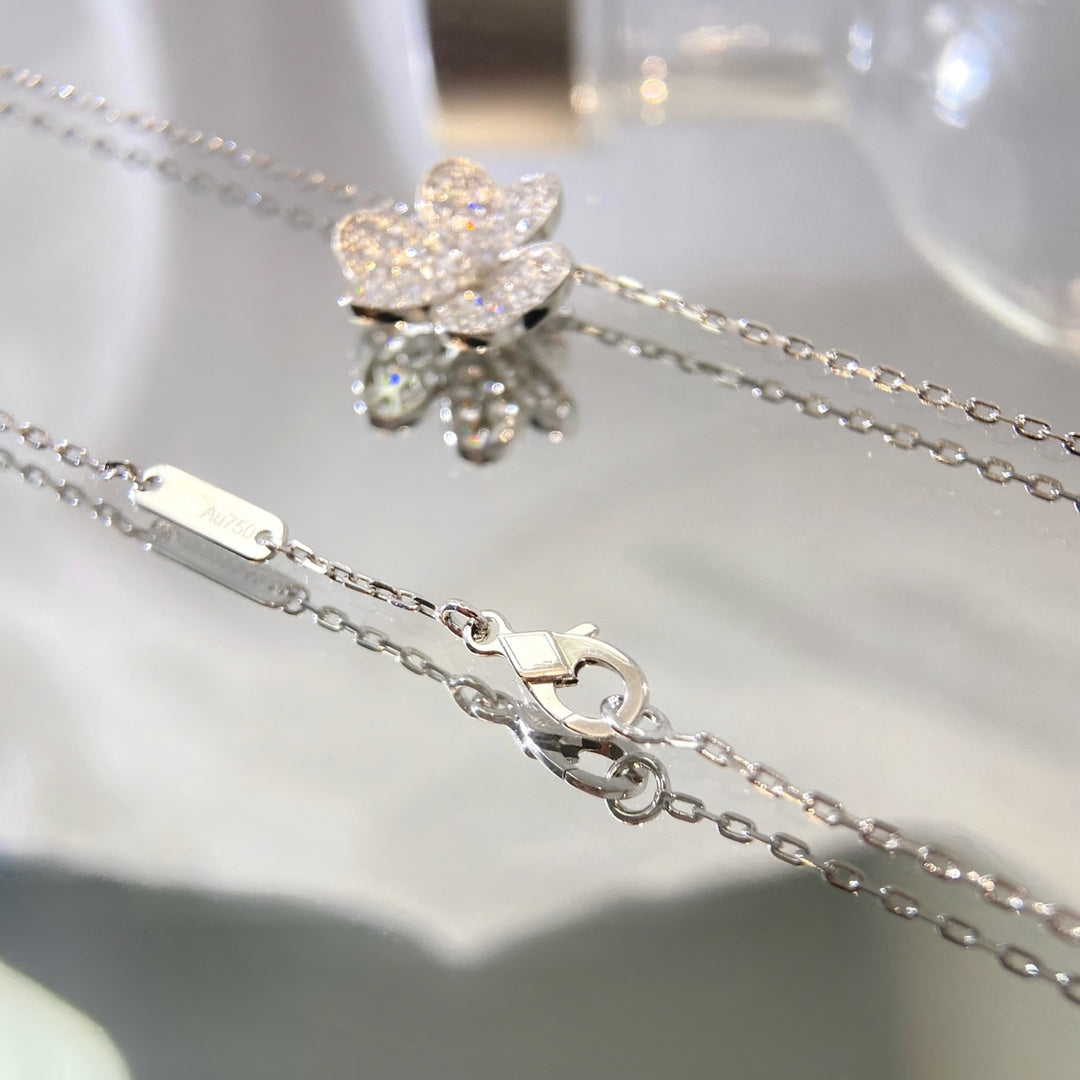 [LORA]FLOWER DIAMOND NECKLACE