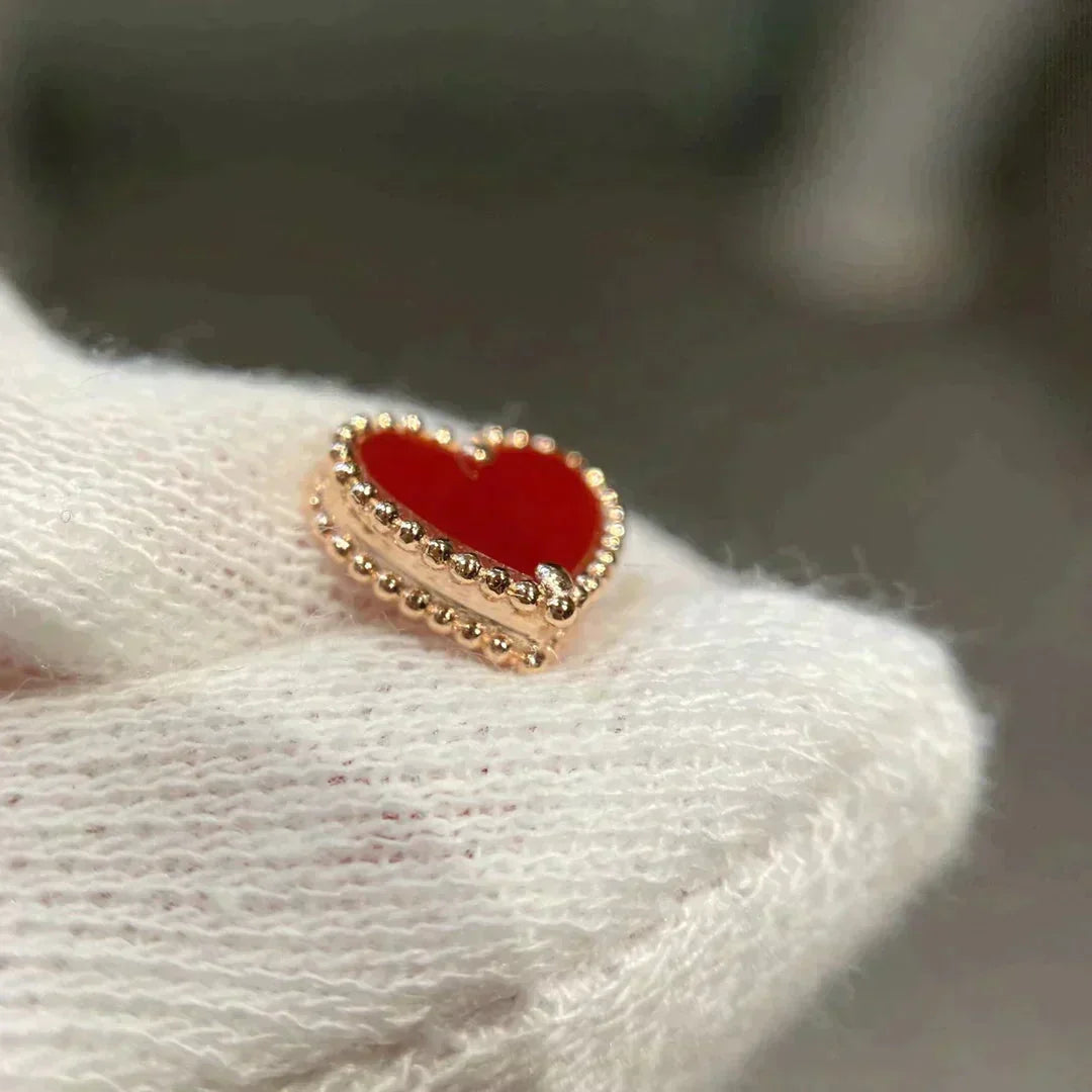 [Lora]HEART CARNELIAN STUD EARRINGS