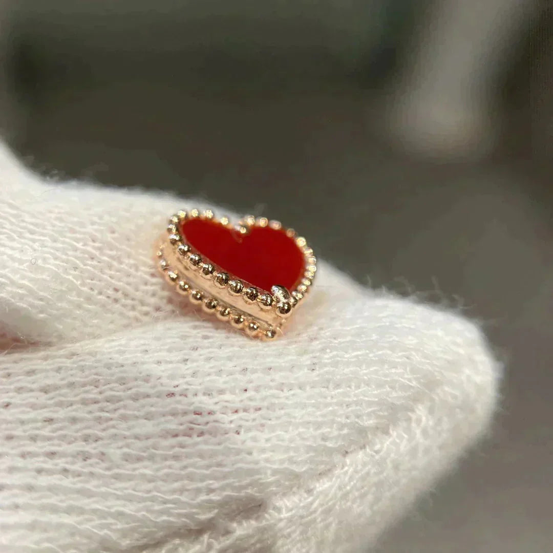 [LORA]HEART CARNELIAN STUD EARRINGS