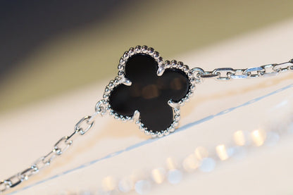 [Lora]CLOVER 20 MOTIFS ONYX DIAMOND SILVER