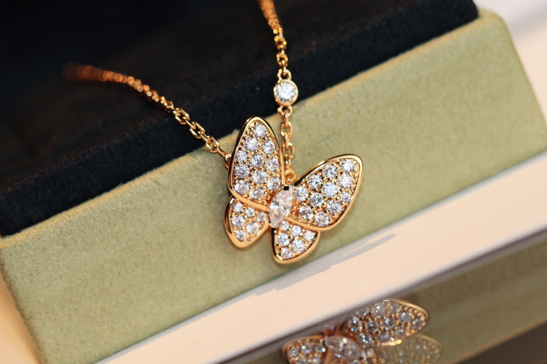 [LORA]BUTTERFLY DIAMOND NECKLACE