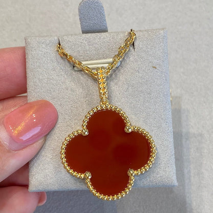 [LORA]CLOVER 25MM NECKLACE GOLD CARNELIAN