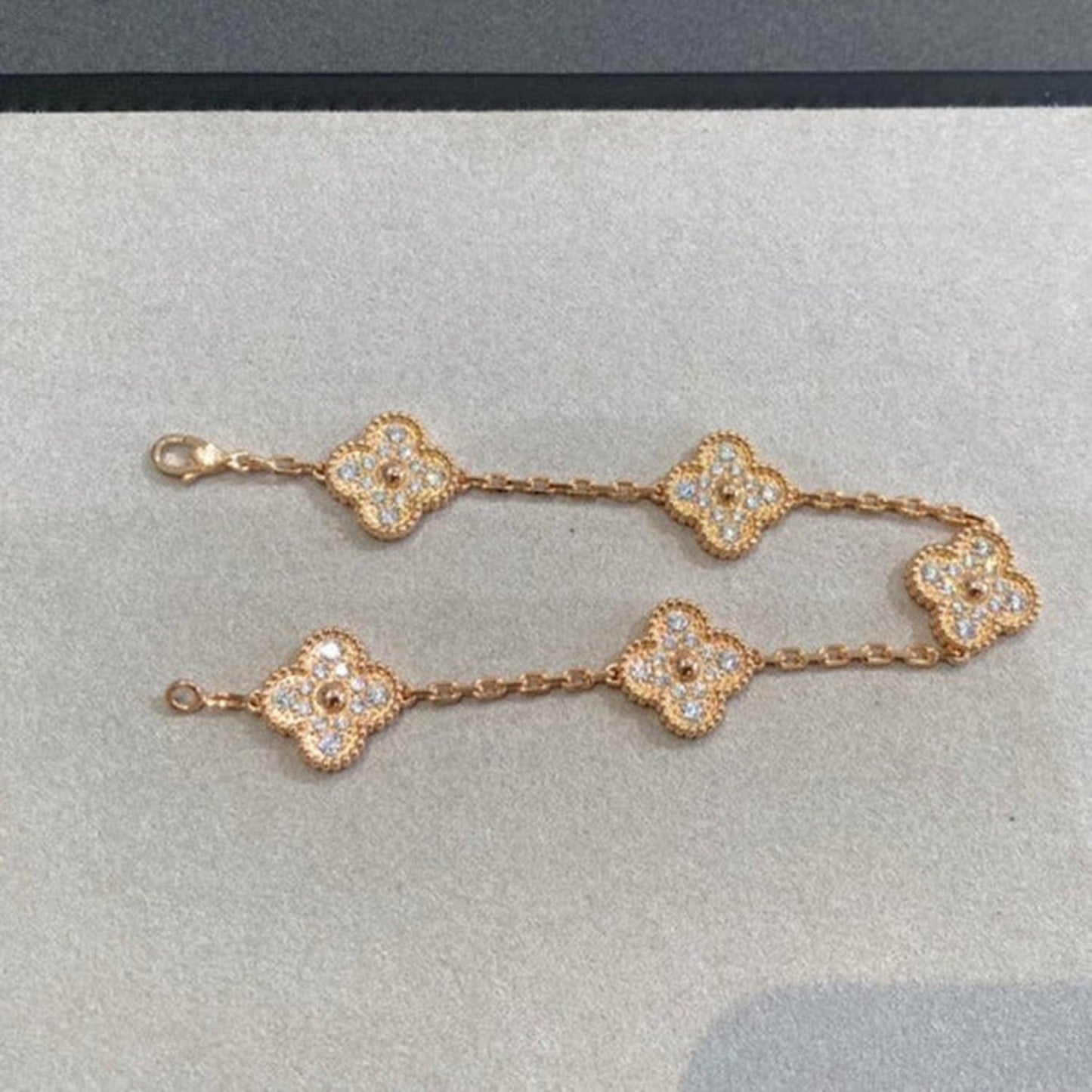 [LORA]CLOVER 5 MOTIFS  FULL DIAMOND BRACELET