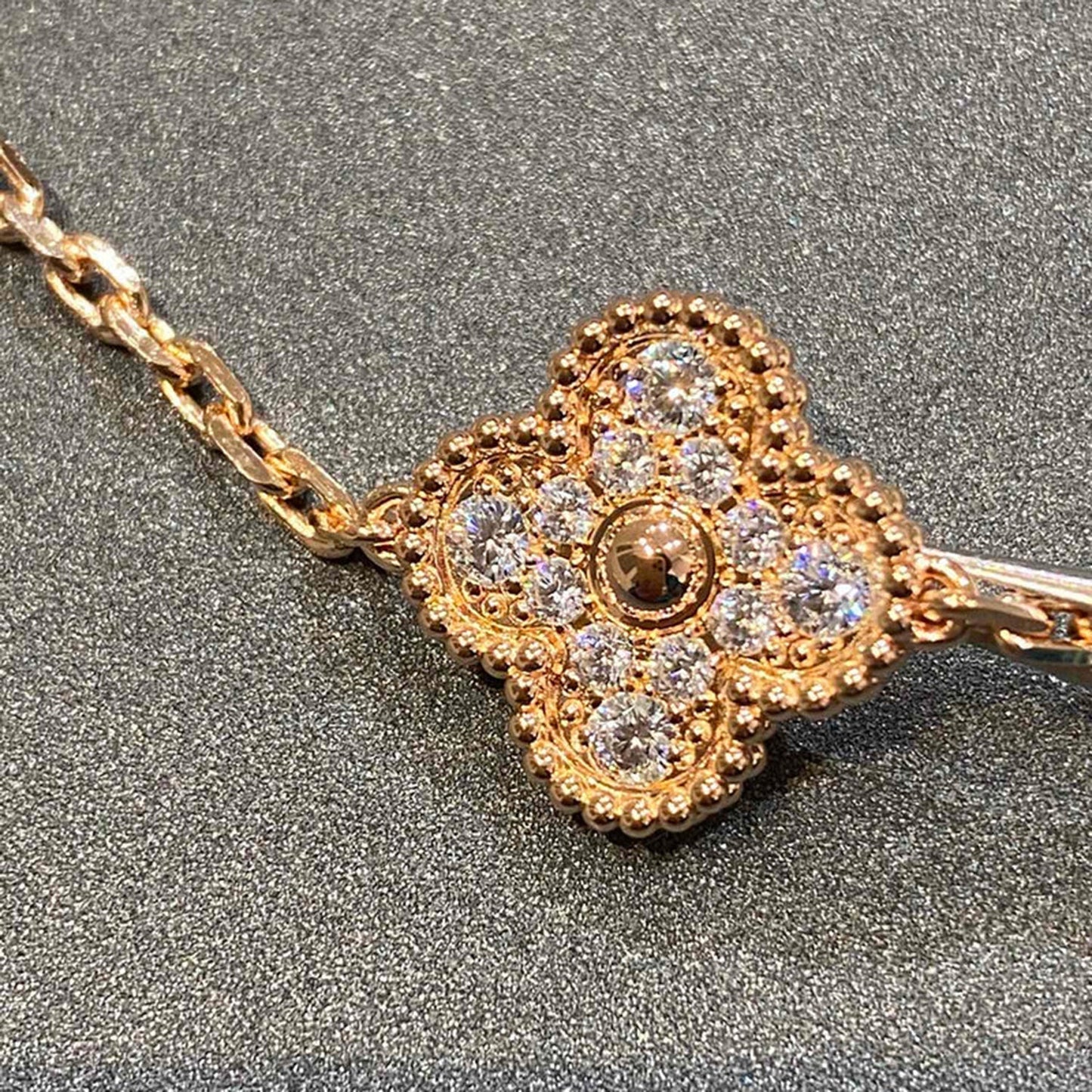[LORA]CLOVER 5 MOTIFS  FULL DIAMOND BRACELET
