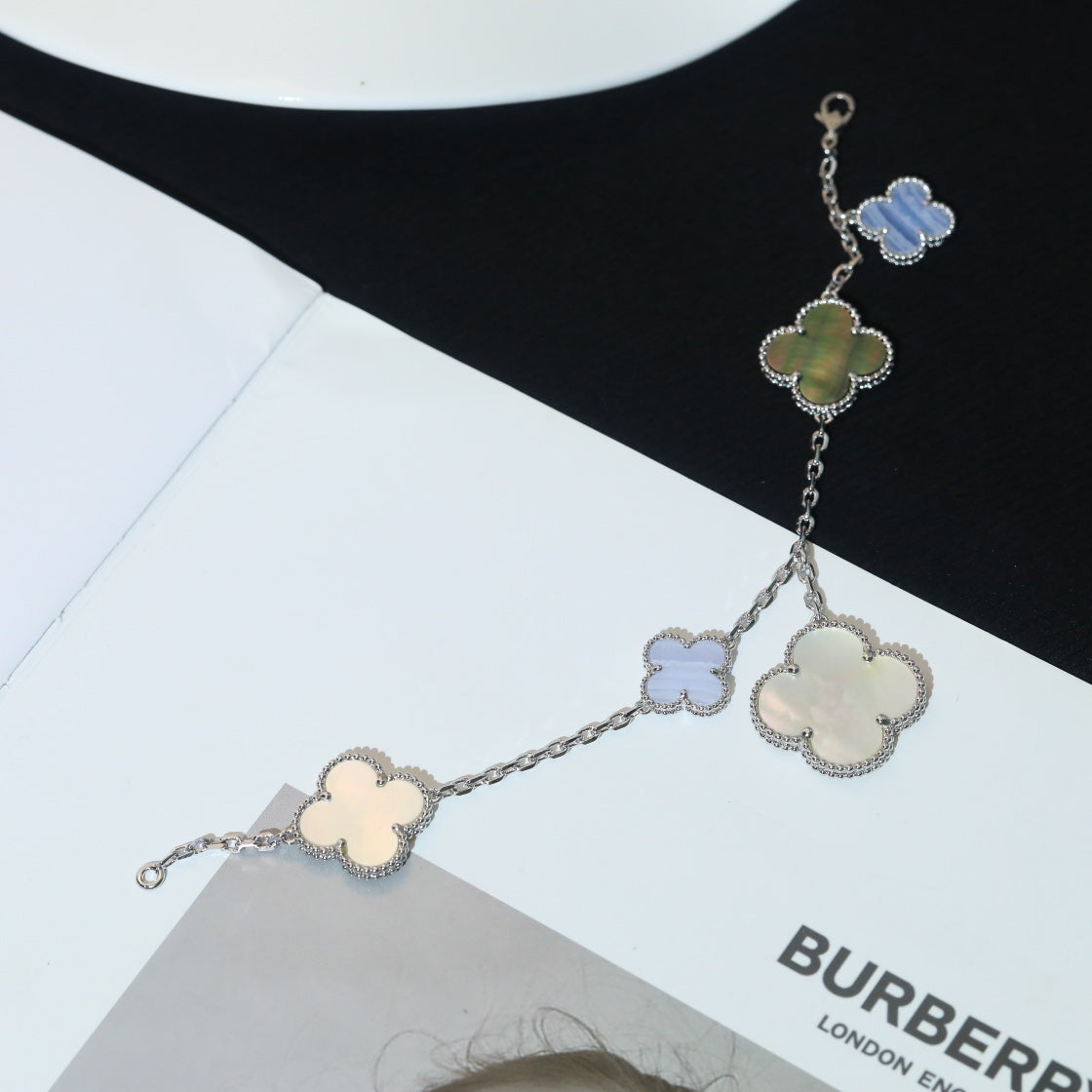 [LORA]CLOVER BRACELET 5 MOTIFS MOP CHALCEDONY SILVER