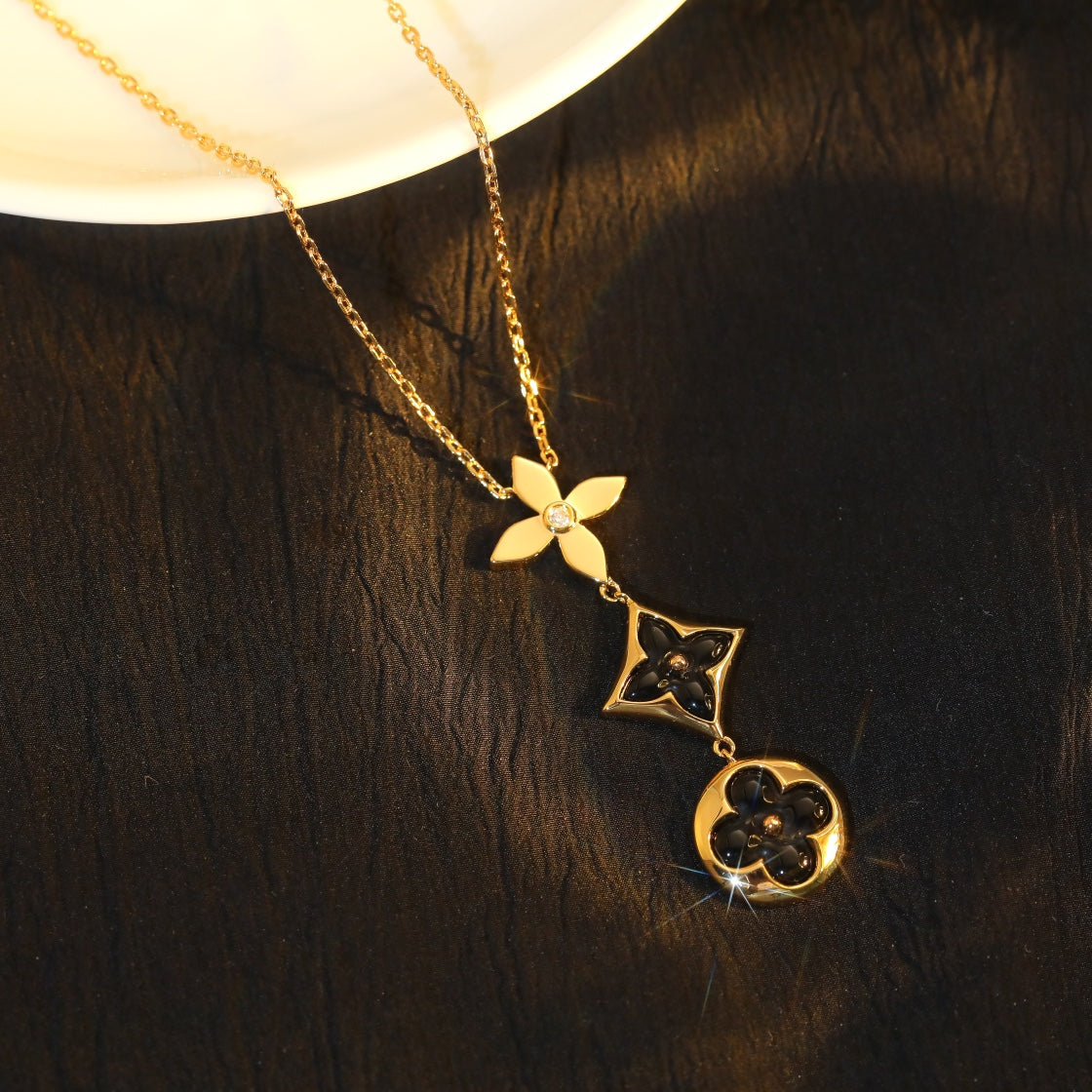 [LORA]STAR AND SUN ONYX PINK GOLD NECKLACE