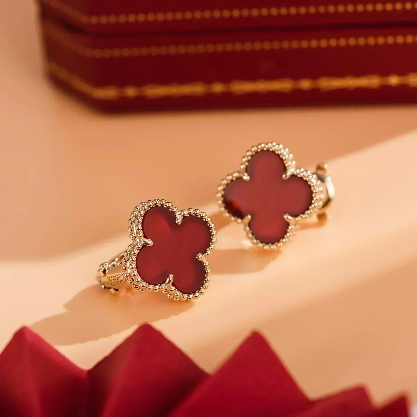 [LORA]CLOVER MEDIUM 1 MOTIFS CARNELIAN  EARRINGS
