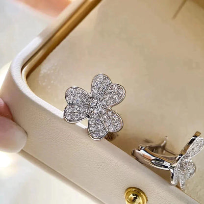 [LORA]CLOVER COMOS DIAMOND EARRINGS SILVER