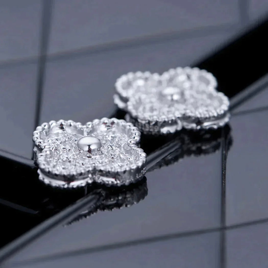 [LORA]CLOVER 1 MOTIFS DIAMOND STUD EARRINGS SILVER