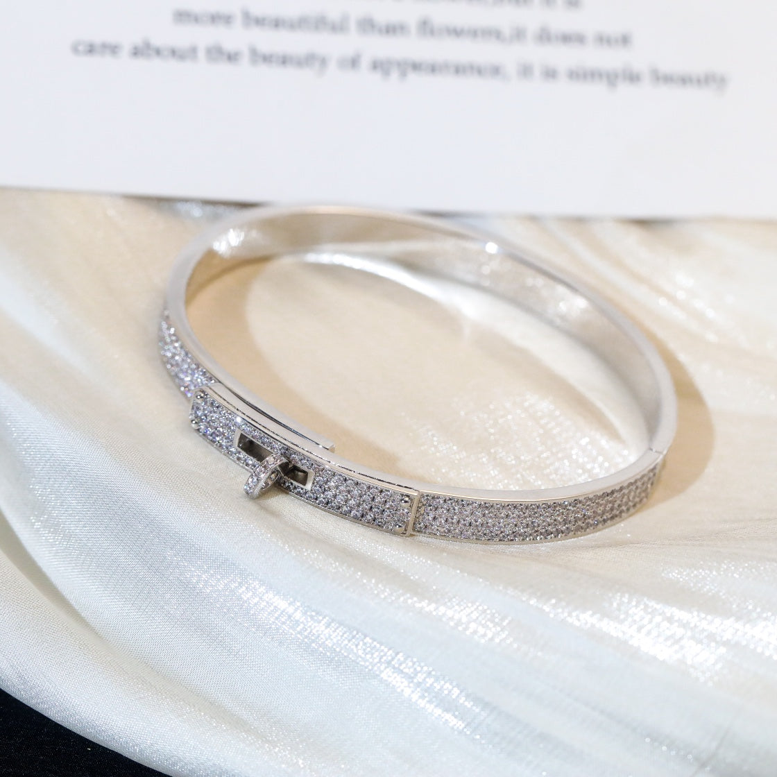 [LORA]KELLY BRACELET DIAMOND PAVED