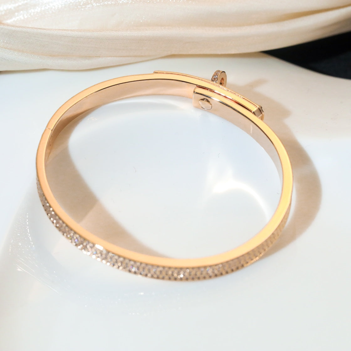[LORA]KELLY BRACELET DIAMOND PAVED