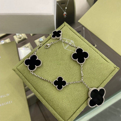 [LORA]CLOVER 5 MOTIFS SIVLER ONYX BRACELET