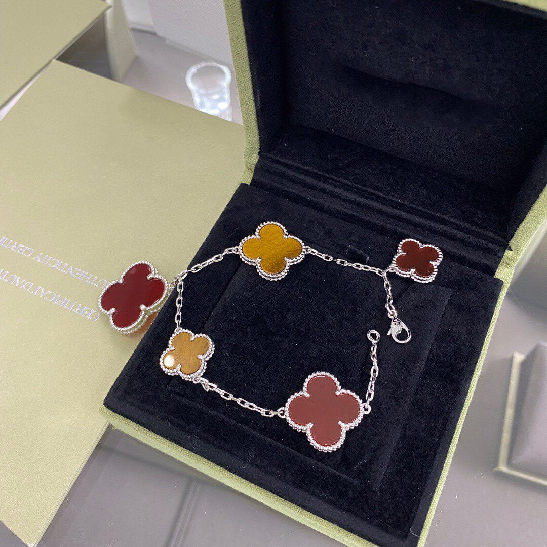 [LORA]CLOVER 5 MOTIFS SIVLER CARNELIAN TIGER EYE BRACELET