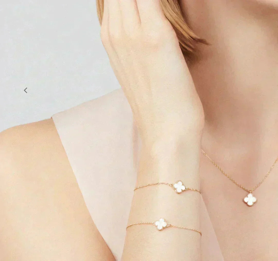 [LORA]CLOVER MINI 9.5MM WHITE MOTHER-OF-PEARL NECKLACE