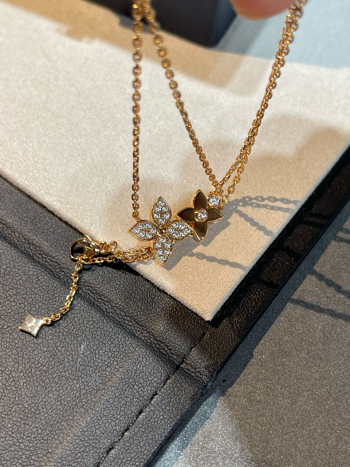 [LORA]STAR BLOSSOM NECKLACE PINK GOLD DIAMONDS