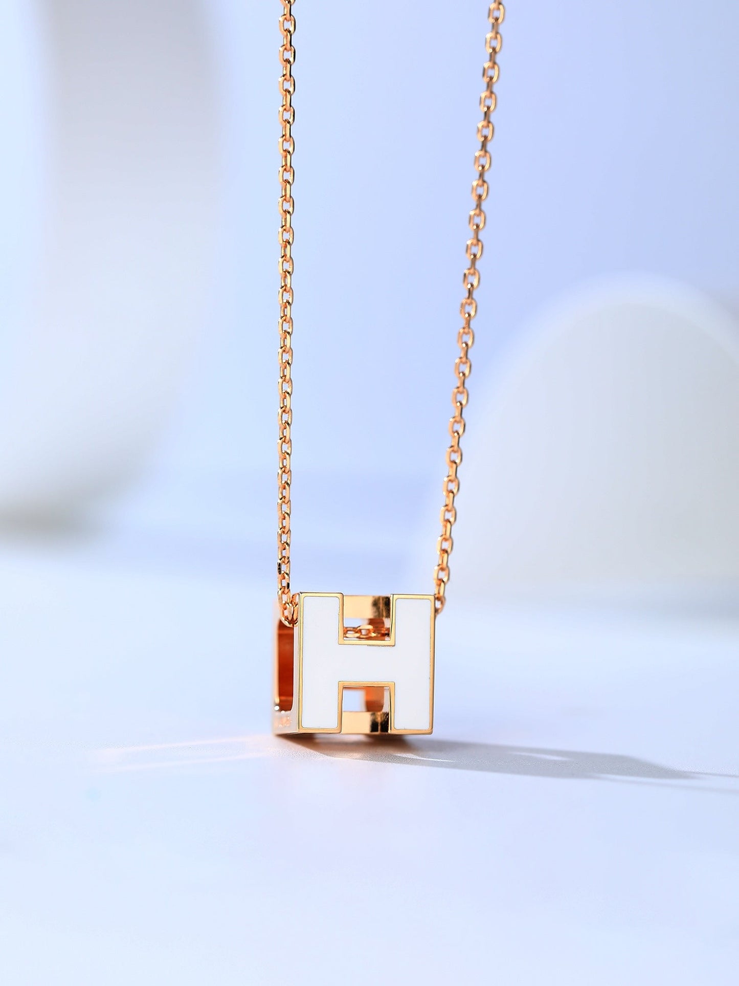 [LORA]H CAGE PINK GOLD NECKLACE