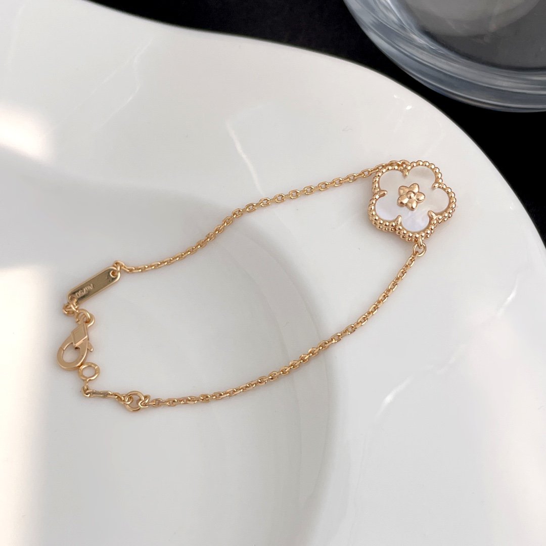 [LORA]LUCKY SPRING ROSE GOLD MOP BRACELET