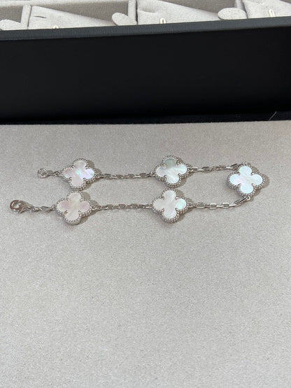 [Lora]CLOVER WHITE PEARL MOP 5 MOTIF BRACELET COLLECTION