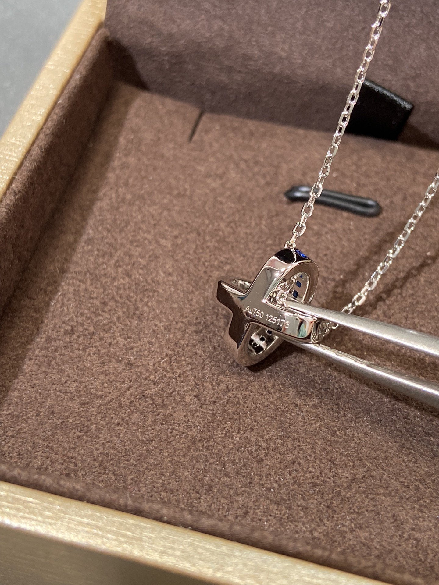 [LORA]LIENS DIAMOND SILVER NECKLACE