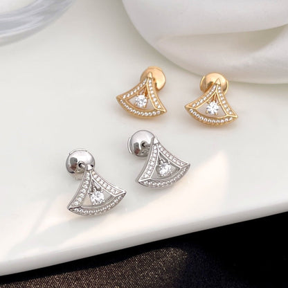 [LORA]DREAM MINI DIAMOND STUD EARRINGS
