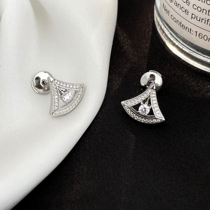 [LORA]DREAM MINI DIAMOND STUD EARRINGS