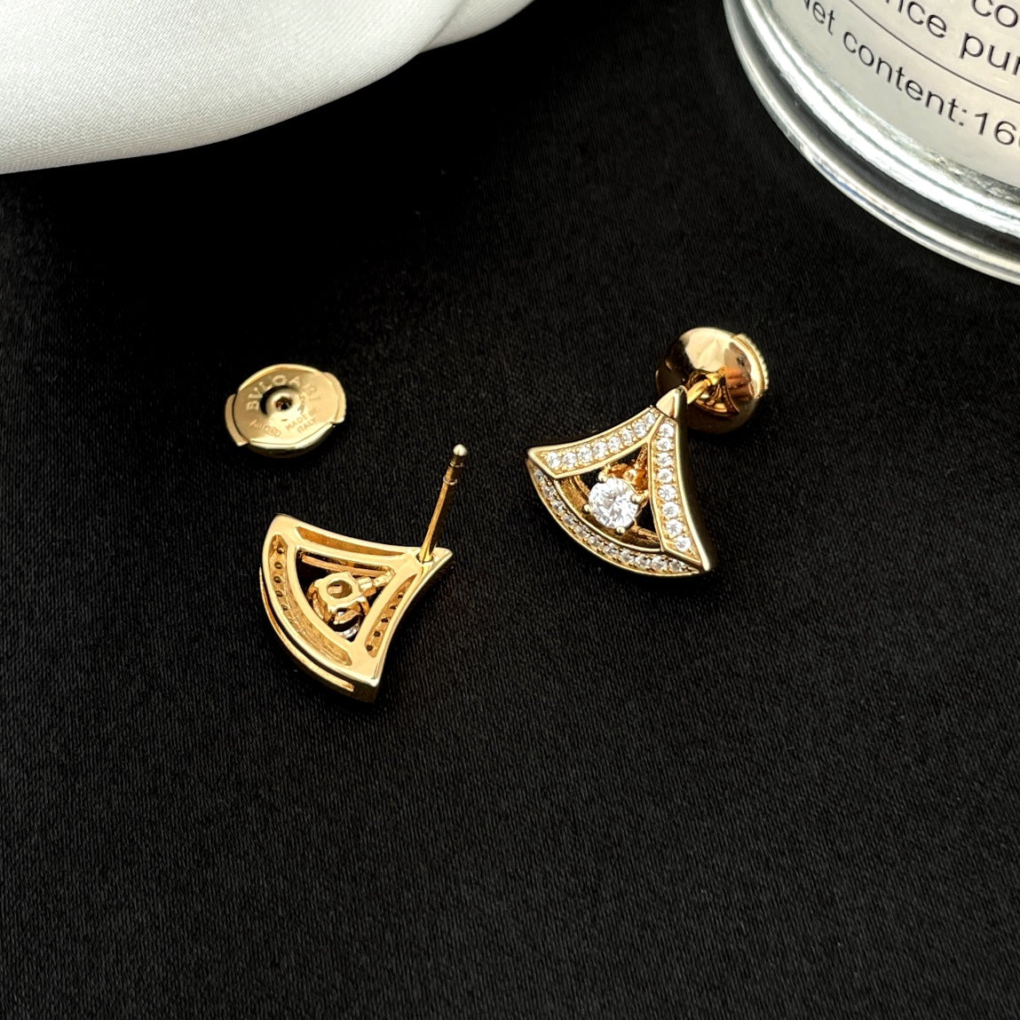 [LORA]DREAM MINI DIAMOND STUD EARRINGS