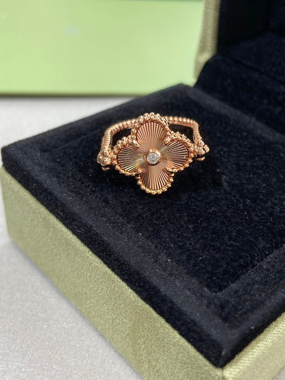 [LORA]CLOVER RIVERSIBLE PINK GOLD RING