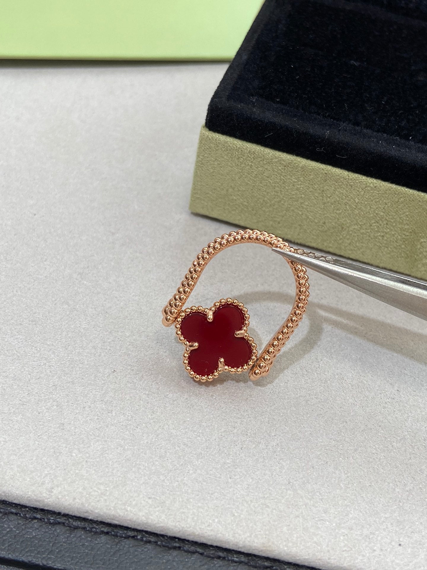 [LORA]CLOVER RIVERSIBLE ROSE GOLD RING