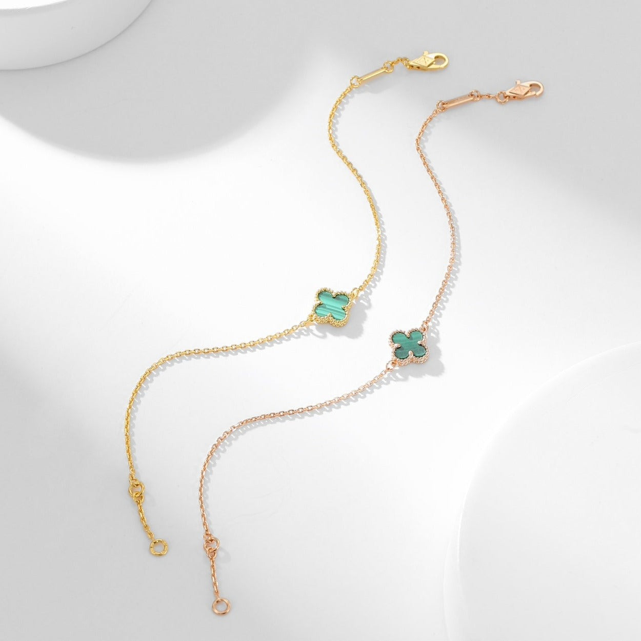 [LORA]CLOVER BRACELET MALACHITE 1 MOTIF