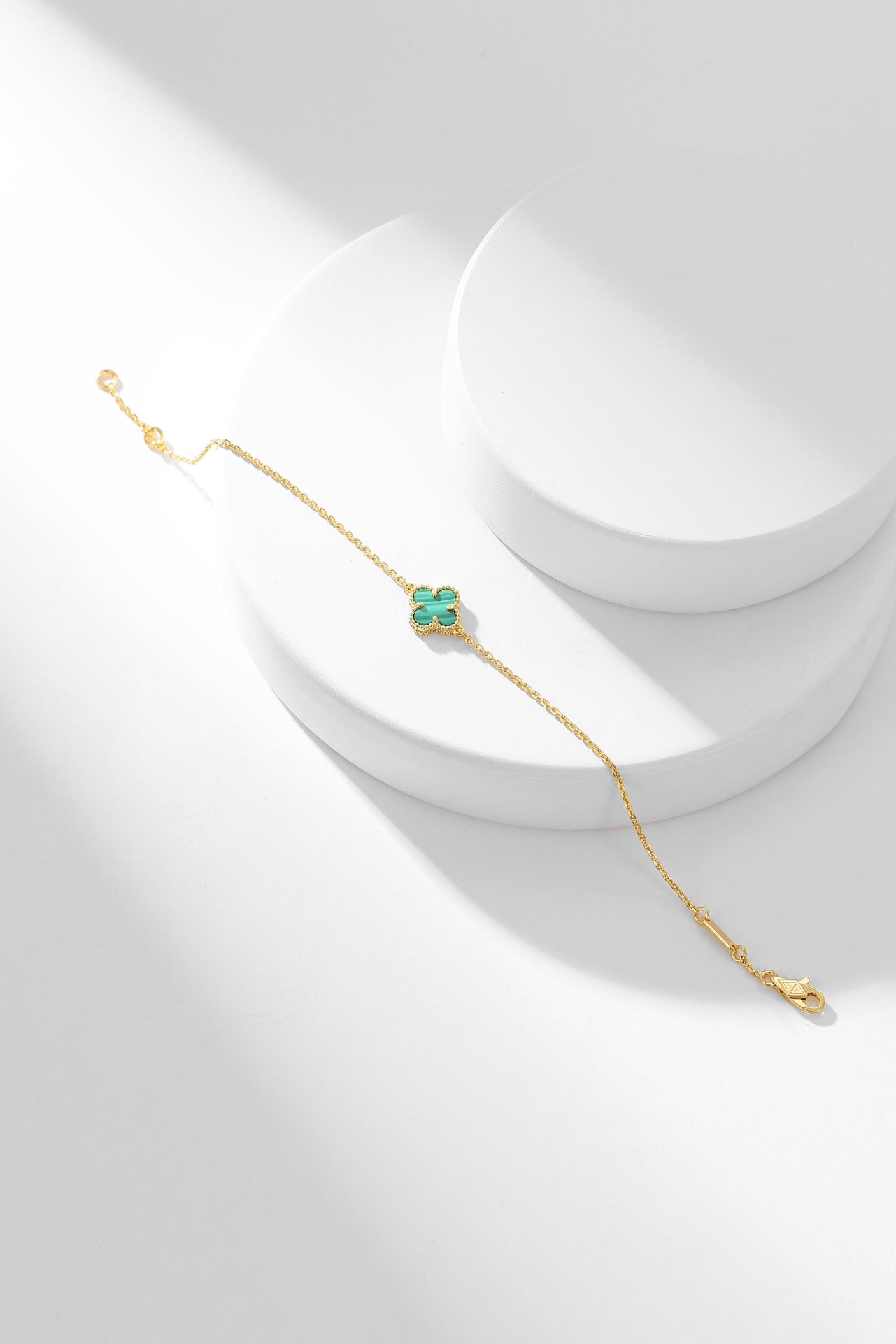 [LORA]CLOVER BRACELET MALACHITE 1 MOTIF