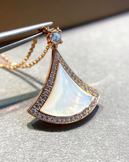 [LORA]DREAM MOP DIAMOND PAVED PINK GOLD NECKLACE