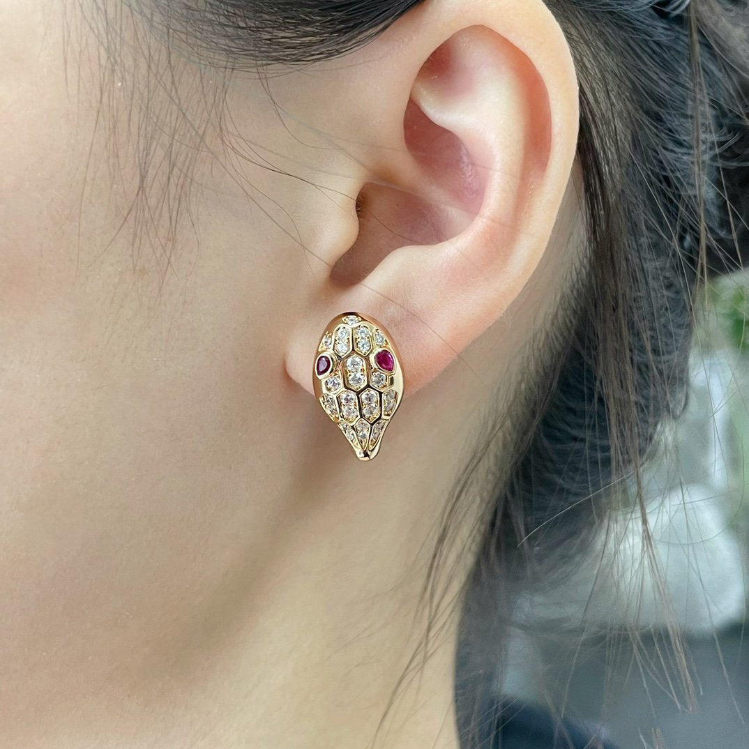 [LORA]SERPENT DIAMOND STUD EARRINGS