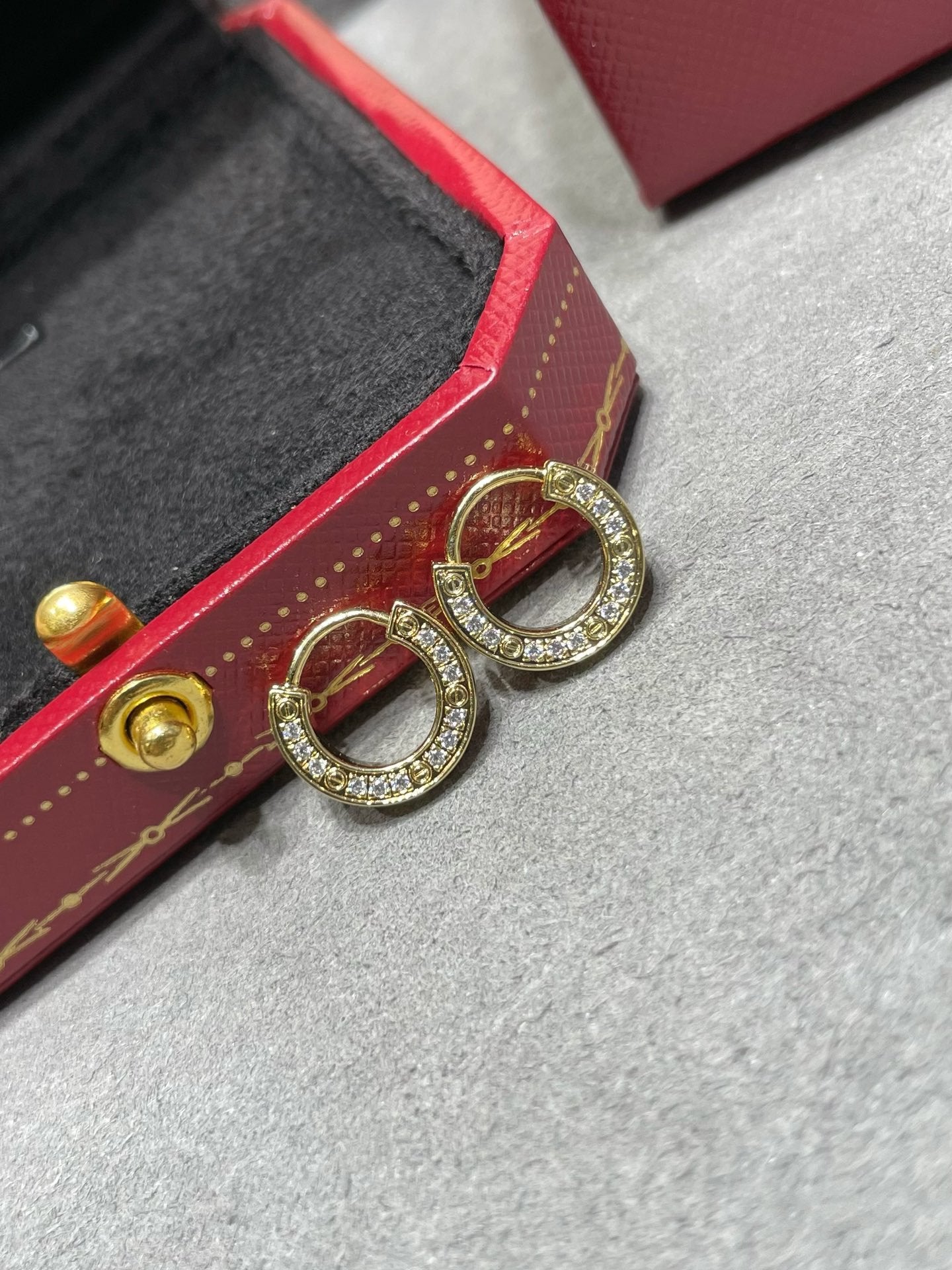 [LORA]LOVE DIAMOND EARRINGS